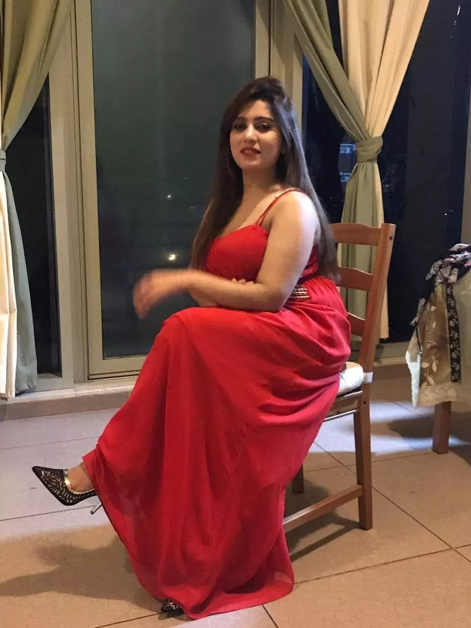 Escort Service in Santirbazar